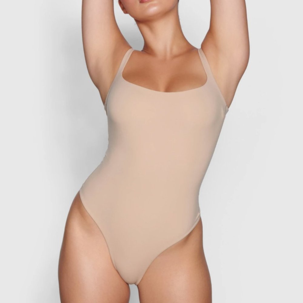 FITS EVERYBODY SQUARE NECK BODYSUIT - Clay